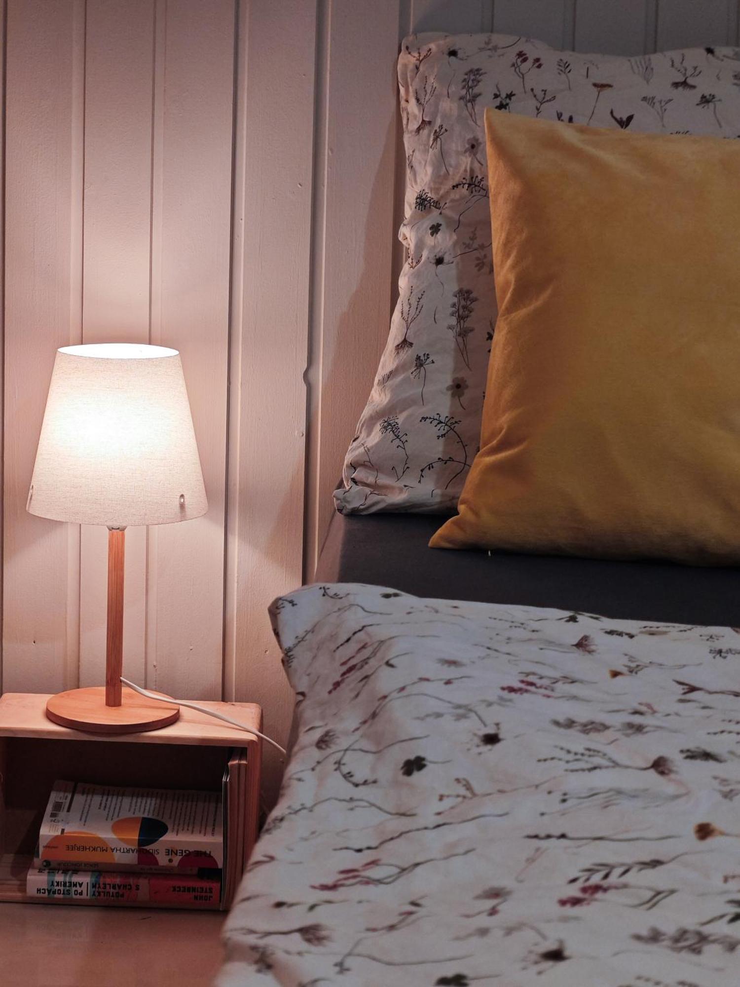 Vintage Room With Garden View Братислава Екстериор снимка